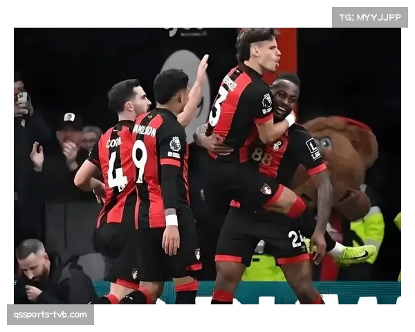 位置模糊化趋势分析:盘点本届欧冠中“边中场”、“进攻型边后卫”等混合角色的战术价值 位置模糊化趋势分析:盘点本届欧冠中“边中场”、“进攻型边后卫”等混合角色的战术价值